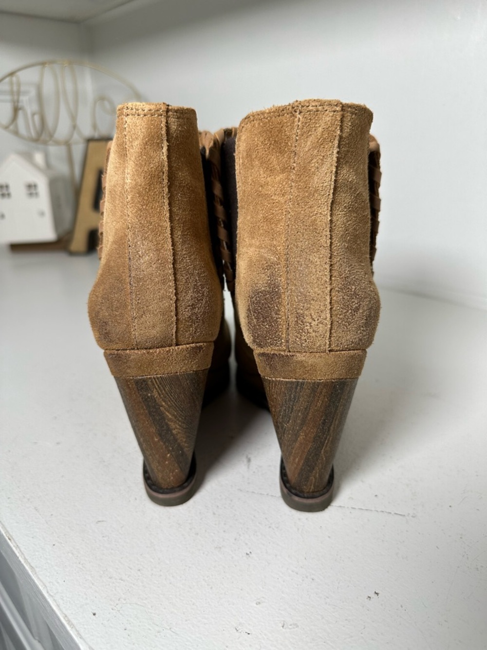 Ariat Suede Wedge Booties Womens 7 Brown Ankle Boots Western Chelsea Style - Picture 6 of 10